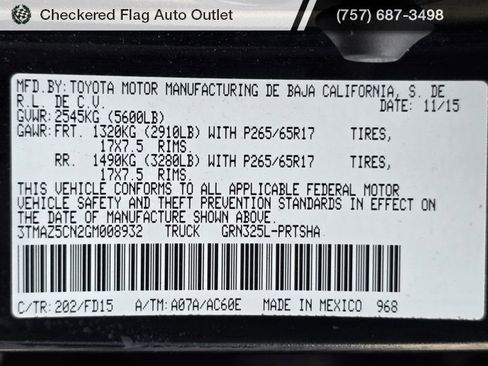 Used 2016 Toyota Tacoma TRD Sport image 47