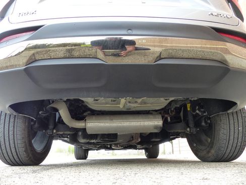 Used 2025 Chevrolet Trax ACTIV w/ Sunroof Package FWD image 10