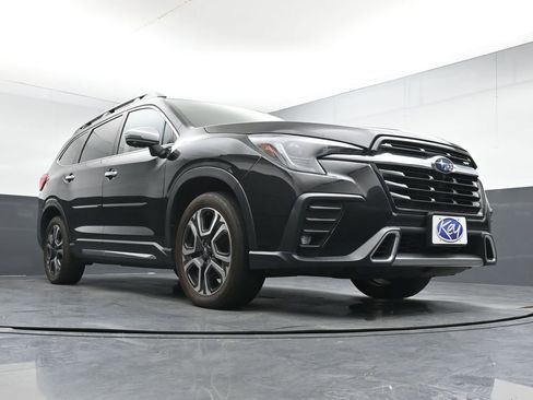 Used 2023 Subaru Ascent Touring AWD/4WD image 35
