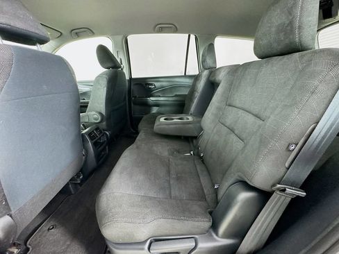 Used 2019 Honda Pilot LX image 28