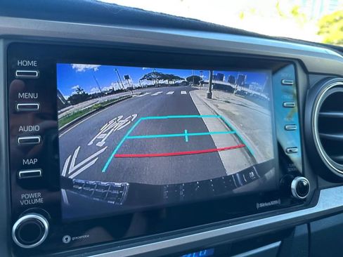 Used 2022 Toyota Tacoma SR5 image 18