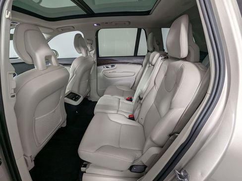 Used 2017 Volvo XC90 T6 Momentum w/ Vision Package AWD/4WD image 14