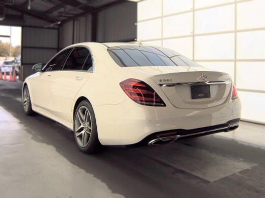 Used 2020 Mercedes-Benz S 560 4MATIC Sedan image 3