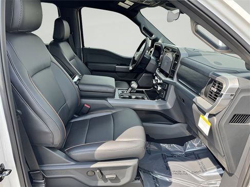 New 2025 Ford F150 Lariat w/ Equipment Group 501A Mid image 28