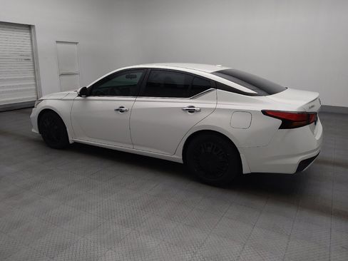 Used 2019 Nissan Altima 2.5 S FWD image 3