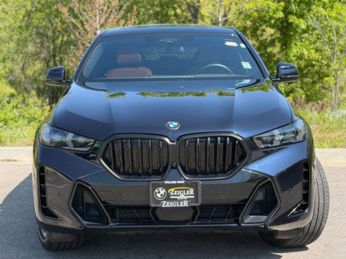 Used 2024 BMW X6 xDrive40i w/ Executive Package AWD/4WD image 2