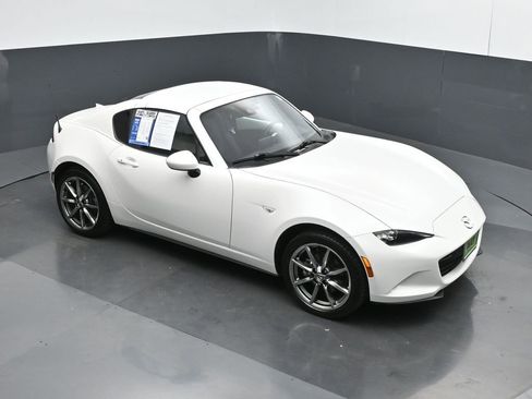 Used 2022 MAZDA MX-5 Miata RF Grand Touring image 38