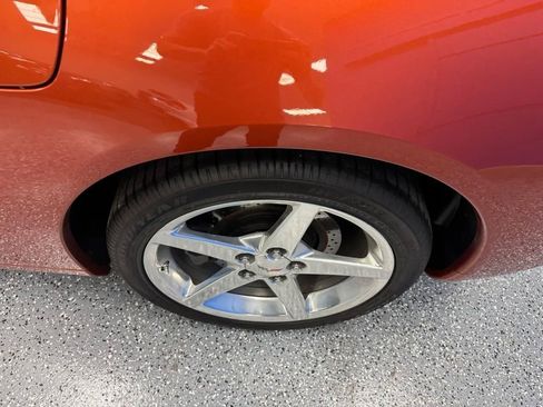 Used 2005 Chevrolet Corvette Convertible w/ Preferred Equipment Group RWD image 23