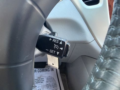Used 2006 Toyota Highlander Limited AWD/4WD image 21