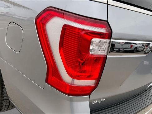 Used 2021 Ford Expedition Max XLT AWD/4WD image 28