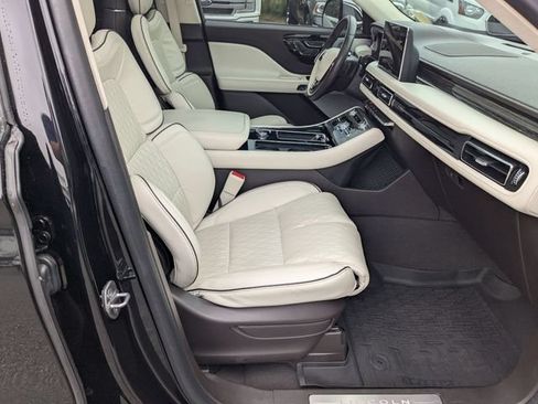 Used 2021 Lincoln Aviator Black Label w/ Dynamic Handling Package AWD/4WD image 30