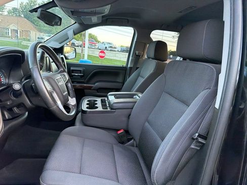 Used 2018 GMC Sierra 1500 SLE w/ SLE Value Package AWD/4WD image 8