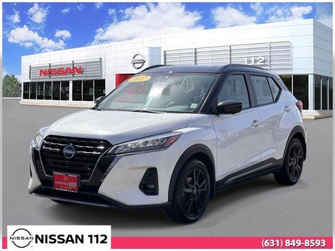Certified 2022 Nissan Kicks SR w/ Premium Package FWD image 1