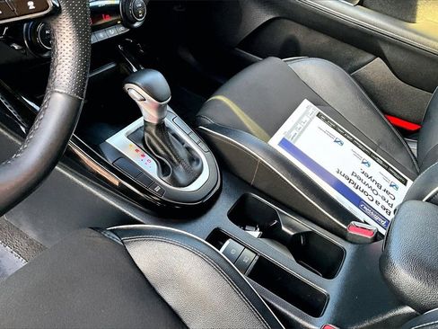 Used 2024 Kia Forte GT-Line image 10