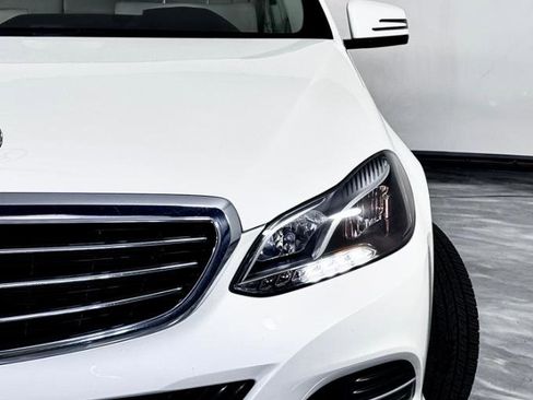 Used 2015 Mercedes-Benz E 350 4MATIC Sedan image 6