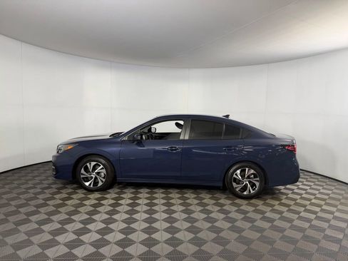 Used 2025 Subaru Legacy Premium image 11