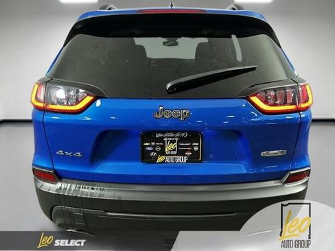 Used 2022 Jeep Cherokee Latitude Lux w/ Sun & Sound Group AWD/4WD image 9