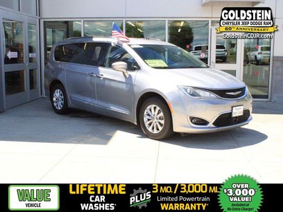 Used 2020 Chrysler Pacifica Touring-L w/ Advanced Safetytec Group