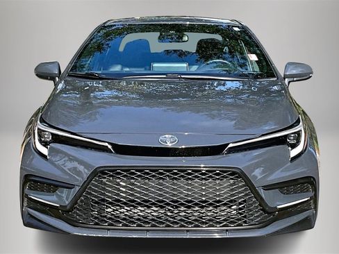 Used 2024 Toyota Corolla XSE image 3