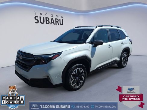 Used 2025 Subaru Forester Premium AWD/4WD image 1