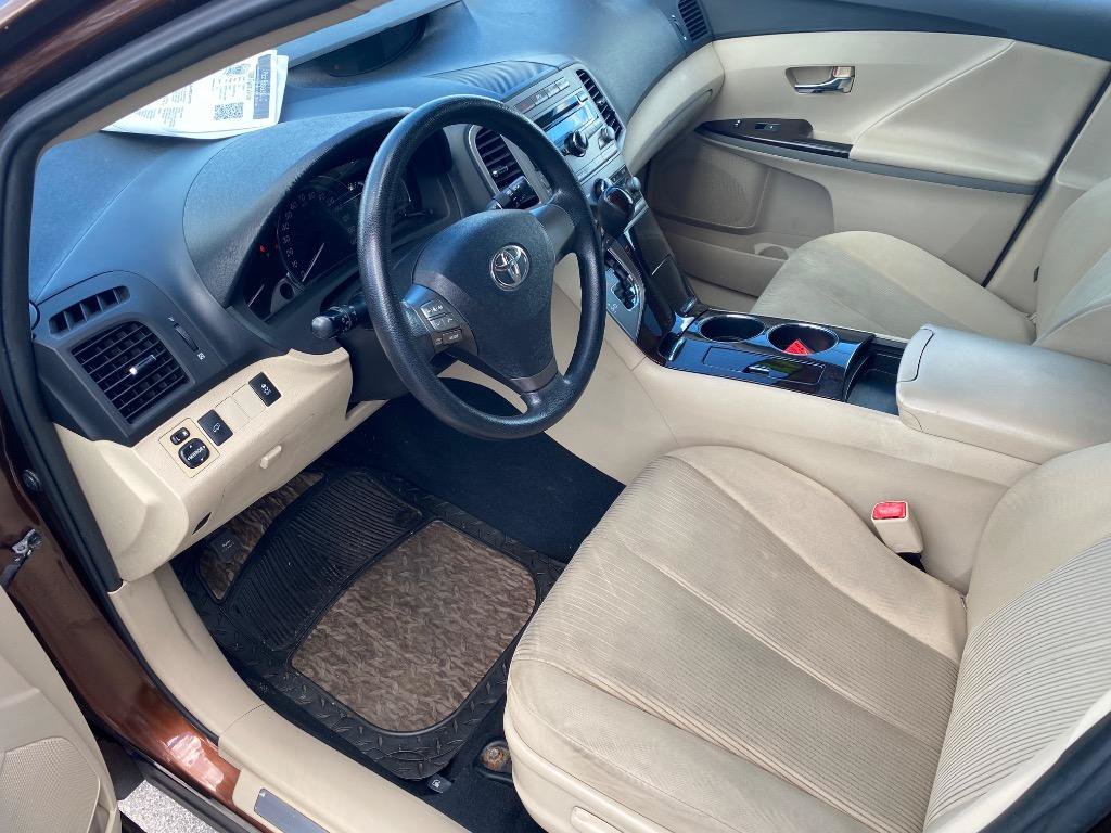Used 2009 Toyota Venza w/ Convenience Pkg FWD image 14