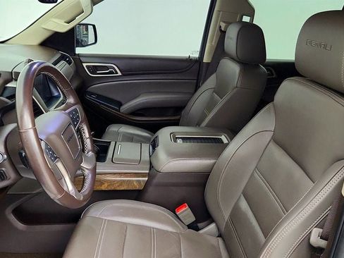 Used 2018 GMC Yukon Denali w/ Open Road Package AWD/4WD image 21