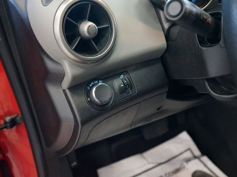 Used 2015 Chevrolet Sonic LT image 23