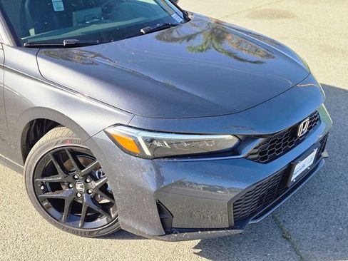 New 2026 Honda Civic Sport image 3