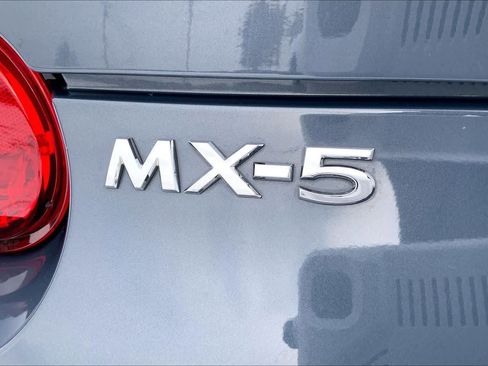 Used 2021 MAZDA MX-5 Miata Grand Touring image 31