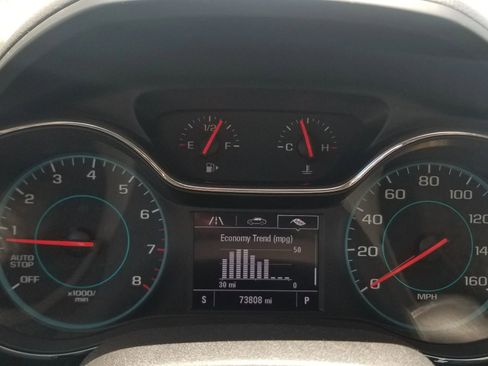 Used 2018 Chevrolet Cruze LT FWD image 23