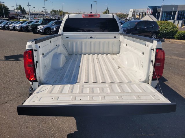 Used 2022 Chevrolet Colorado LT w/ Safety Package RWD image 10