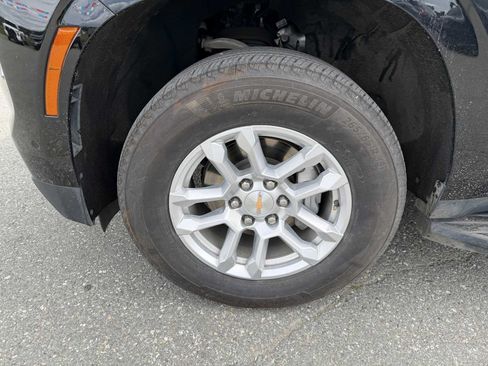 Certified 2025 Chevrolet Tahoe LT AWD/4WD image 7