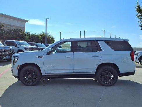 New 2026 GMC Yukon Denali w/ Denali Reserve Package AWD/4WD image 27