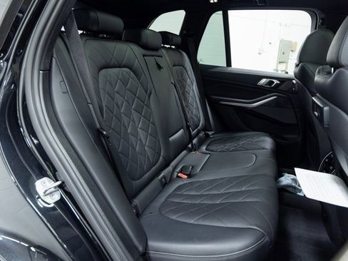 Used 2023 BMW X5 xDrive40i w/ M Sport Package image 24