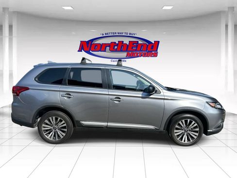 Used 2020 Mitsubishi Outlander ES AWD/4WD image 2