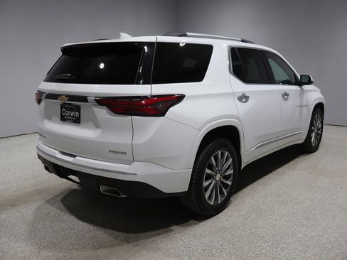 Used 2023 Chevrolet Traverse Premier w/ LPO, Floor Liner Package AWD/4WD image 7