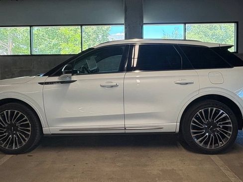Used 2020 Lincoln Corsair Reserve w/ Equipment Group 202A AWD/4WD image 2