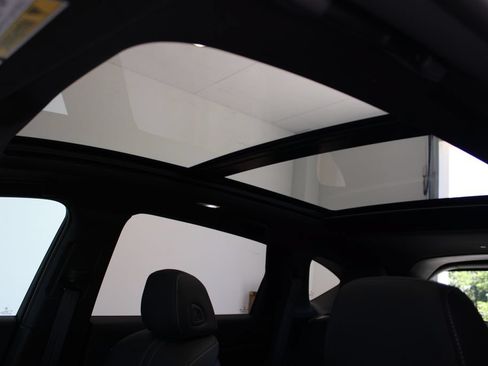 New 2026 Acura RDX SH-AWD image 24