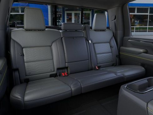 New 2026 Chevrolet Silverado 2500 ZR2 w/ LPO, Dark Essentials Package AWD/4WD image 17