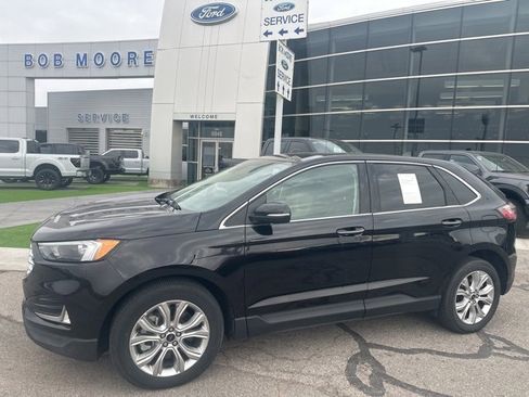 Used 2024 Ford Edge Titanium image 1