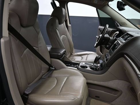Used 2014 GMC Acadia Denali FWD image 30