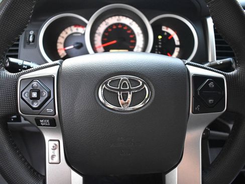 Used 2015 Toyota Tacoma 4x4 Double Cab w/ TRD Off-Road Package image 64