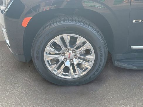 Used 2024 GMC Yukon Denali AWD/4WD image 44