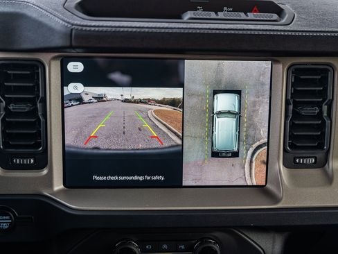 New 2025 Ford Bronco Outer Banks image 23