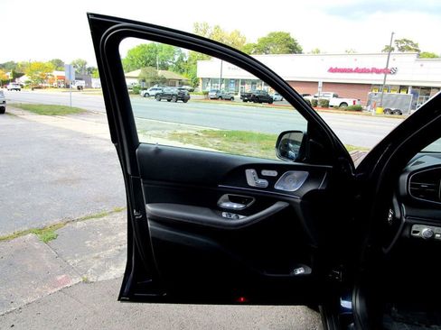 Used 2020 Mercedes-Benz GLE 450 4MATIC image 36