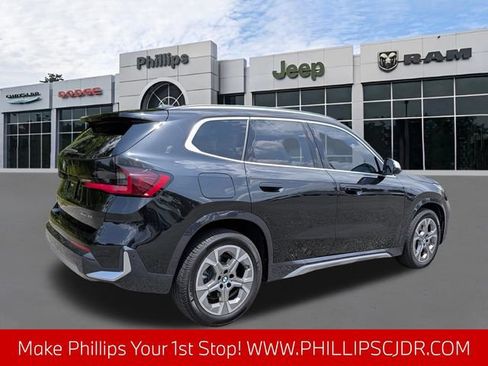 Used 2023 BMW X1 xDrive28i AWD/4WD image 3