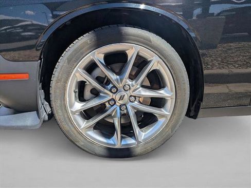 Used 2022 Dodge Challenger GT image 18