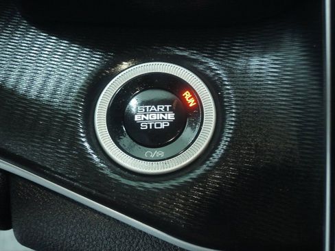 Used 2024 Jeep Grand Cherokee L Laredo image 21