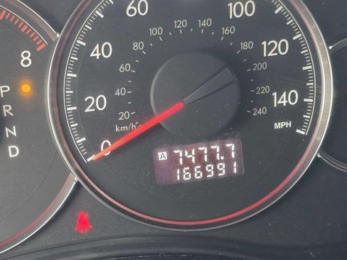 Used 2008 Subaru Outback 2.5i Limited L.L. Bean image 25