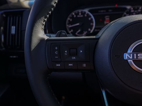 New 2025 Nissan Pathfinder SV image 26